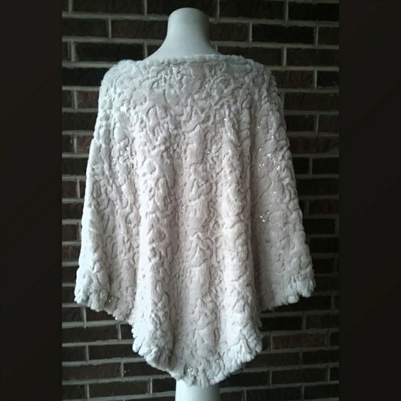 Faux Fur Sequined Light Weight Cream Poncho - Picture 2 of 4